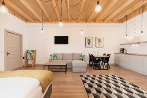 TV a/nebo společenská místnost v ubytování Nowe Sarbinowo