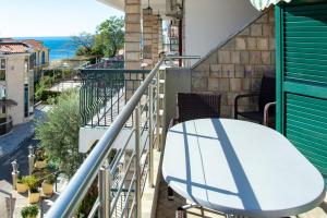 A balcony or terrace at Apartments Ivona