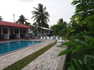 Bassein majutusasutuses Shan Guest and Restaurant Nilaveli või selle lähedal