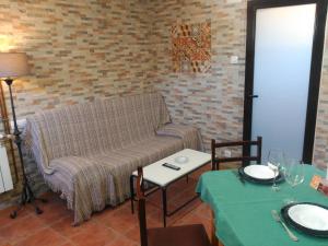 Seating area sa ESTUDIO FAMILIAR En EZCARAY