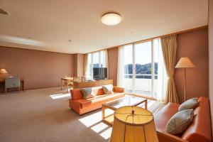 Posezení v ubytování Kamogawa Country Hotel