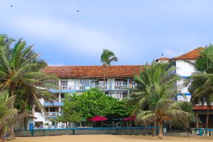 Gallery image of Topaz Beach Hotel in Negombo