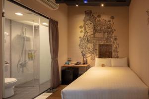 Koupelna v ubytování Cho Hotel + 37 fotografií