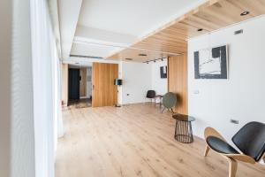 TV a/nebo společenská místnost v ubytování Grange Inn