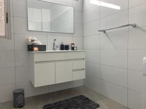 Imagen de la galería de Spat Apartments, en Bat Yam