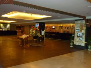 Vstupní hala nebo recepce v ubytování Tower Regency Hotel & Apartments