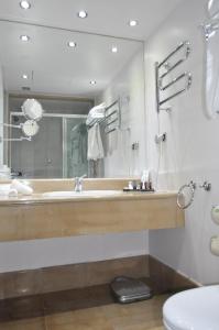 Kúpeľňa v ubytovaní Capsis Bristol Boutique Hotel + 18 fotografií