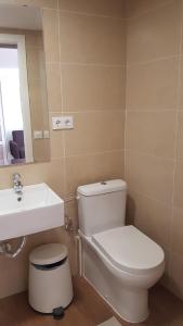 Et badeværelse på Apartment Plaza Del Salvador