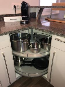 A kitchen or kitchenette at Grossglockner Chalets Zell am See