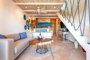 Posezení v ubytování Mystique Holbox by Royalton, A Tribute Portfolio Resort