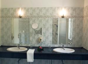 Koupelna v ubytování Hotel Del Porto