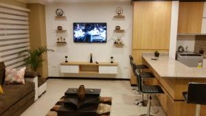 Televisyen dan/atau pusat hiburan di Condominio La Victoria, Departamento en Cuenca 4