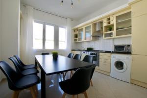 Foto da galeria de Standard Apartment by Hi5 - Tátra street em Budapeste