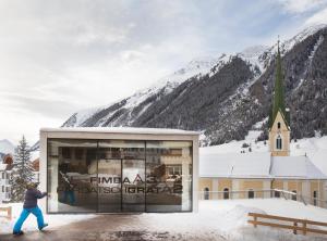 Hotel Garni Bellevue during the winter