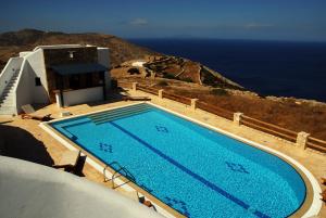 Piscina di Anemousa Hotel o nelle vicinanze
