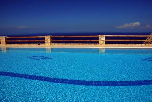 Piscina di Anemousa Hotel o nelle vicinanze