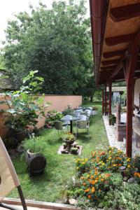 Κήπος έξω από το Setnik Guesthouse