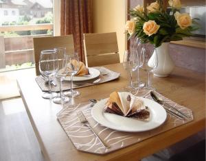 Essen in der Ferienwohnung oder in der Nähe
