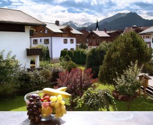 Ein allgemeiner Bergblick oder ein Berglick von der Ferienwohnung aus
