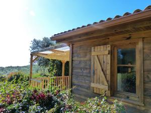 Giardino di Magnifique chalet vue mer, a quelques minutes des plages