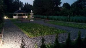 Vonkajšia záhrada v ubytovaní Penzion Střela Krucemburk