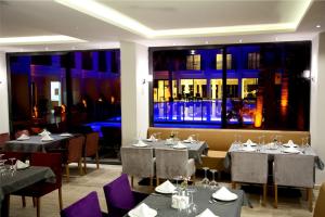 Restaurace v ubytování Neopol Hotel