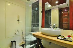 ห้องน้ำของ Hotel Aura - New Delhi Railway Station
