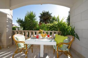 Ảnh trong thư viện ảnh của Apartments Villa Lili ở Tučepi