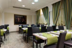 Posezení v ubytování Hotel Royal Torino Centro Congressi