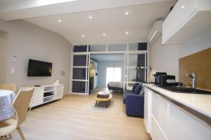 WAVEBNB All Confort, central, parking