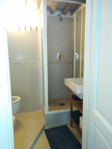 Vonios kambarys apgyvendinimo įstaigoje Suite Sofia