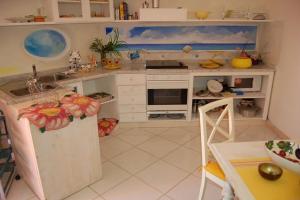 Cucina o angolo cottura di Apt. Marilena by SolturElba