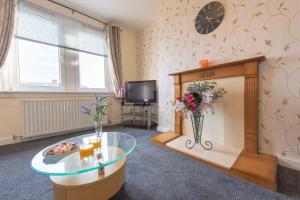 Gallery image of PREMIER - Garfield Apartment in Bellshill