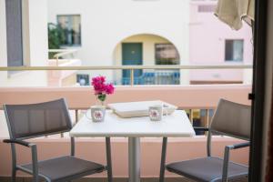 Gallery image of Mistrali Suites & Apartments in Kalyves