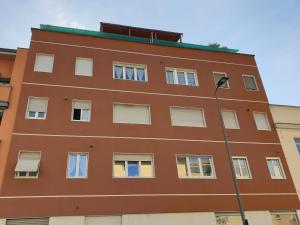 Здание апартаментов/квартиры