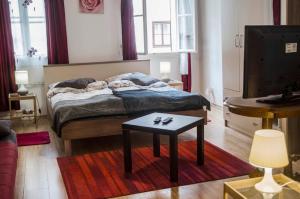 Postel nebo postele na pokoji v ubytování Rooms and Apartment Veral-KA