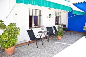 Patio nebo venkovní prostory v ubytování Hostal El Faro
