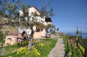 Gallery image of Vaia Villas in Mochlos