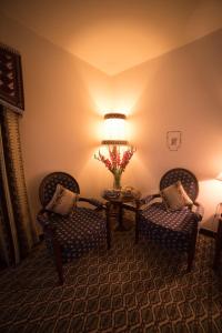 Quetta Serena Hotel客房内的一张或多张床位