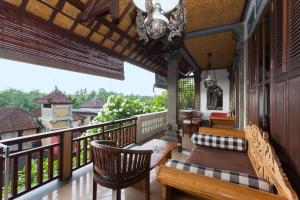 Ein Balkon oder eine Terrasse in der Unterkunft Rumah Roda