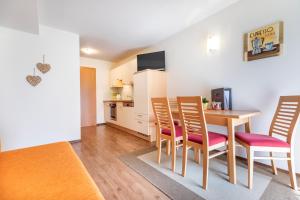 Köök või kööginurk majutusasutuses Wechslerhof