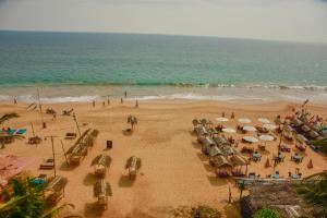 A beach at or near a szállodákat