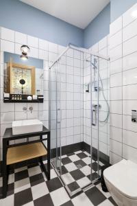 FERENC Hotel & Restaurant tesisinde bir banyo