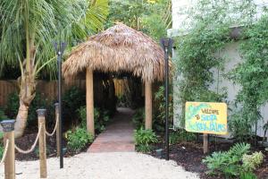 Zahrada ubytování Siesta Key Palms Resort