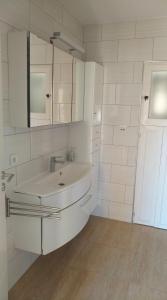 Kúpeľňa v ubytovaní Villa Romeo + 32 fotografií