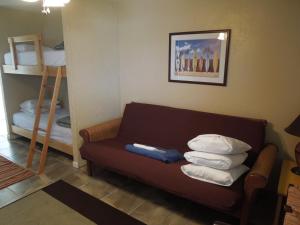Postel nebo postele na pokoji v ubytování Sifting Sands Motel