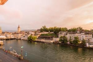 Imagen de la galería de Le Bijou LQ82 Spectacular Limmatview Penthouse, en Zúrich