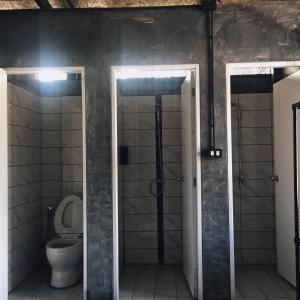 Koupelna v ubytování BYTE hostel