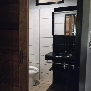 Koupelna v ubytování BYTE hostel