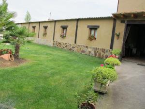 A garden outside Albergue San Pelayo